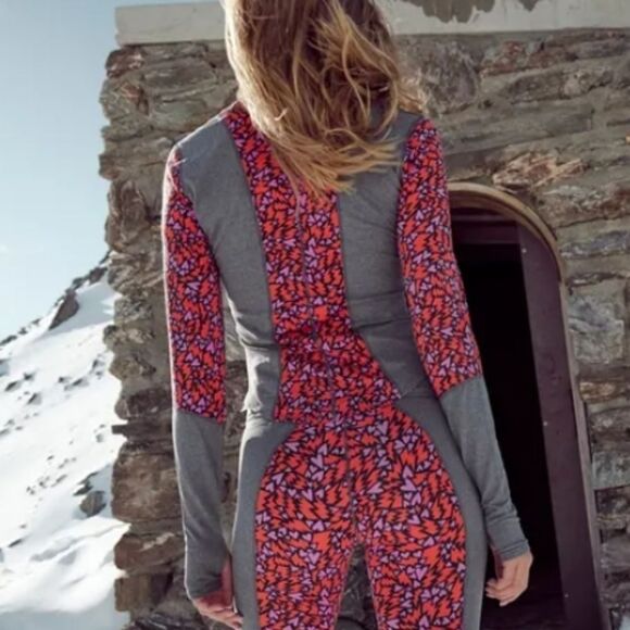 Free People You Know It Base Layer Printed Top Bolts of Love Adore Combo XL - Picture 3 of 14